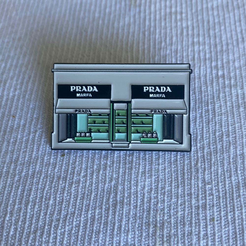 Prada Marfa pin